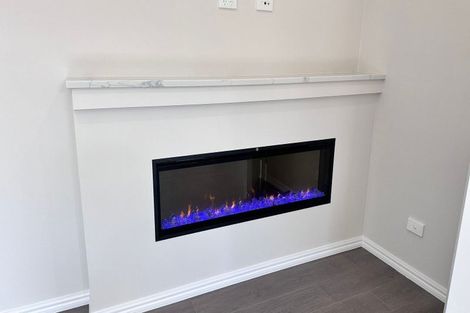 Photo of property in 19 Artesia Close, Shamrock Park, Auckland, 2016