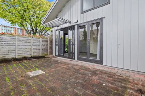 Photo of property in 24a/30 Westward Ho, Glen Eden, Auckland, 0602