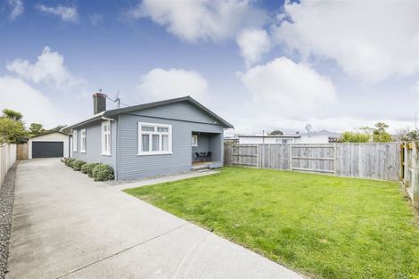 Photo of property in 60 Weston Avenue, Roslyn, Palmerston North, 4414