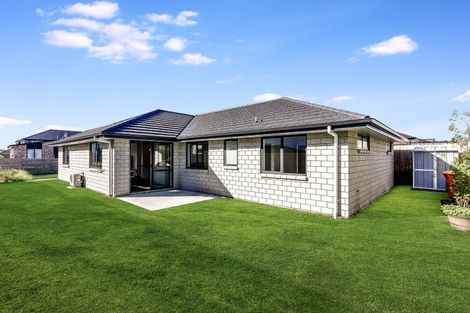 Photo of property in 19 Maanihi Drive, Rototuna North, Hamilton, 3210