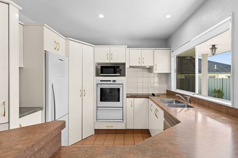 Photo of property in 3 Dules Walk, Taradale, Napier, 4112