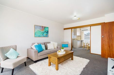 Photo of property in 2/17 Princes Street, Kensington, Whangarei, 0112