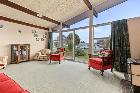 Photo of property in 24 Donovan Street, Te Puke, 3119