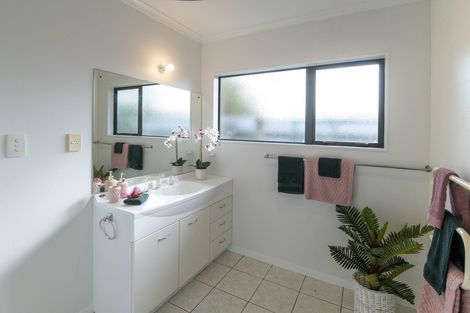 Photo of property in 4b Clark Street, Levin, 5510