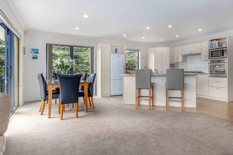 Photo of property in 17 Endeavour Drive, Whitby, Porirua, 5024