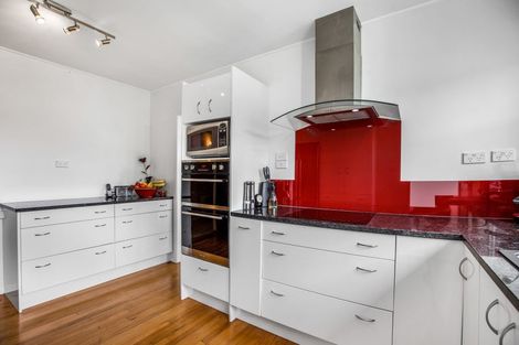 Photo of property in 31 Saint Albans Avenue, Karori, Wellington, 6012