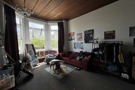 Photo of property in 37 Te Wharepouri Street, Berhampore, Wellington, 6023