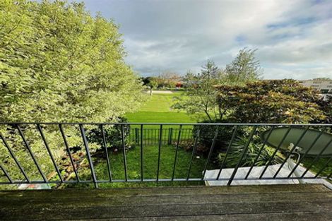 Photo of property in Tuscany Way, 17/3 Ambrico Place, New Lynn, Auckland, 0600