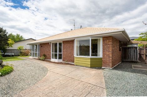 Photo of property in 33 Rochfort Drive, Richmond, 7020