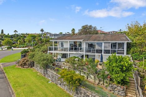 Photo of property in 30 Evelyn Road, Cockle Bay, Auckland, 2014