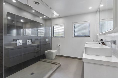 Photo of property in 1 Rita Street, Mount Maunganui, 3116