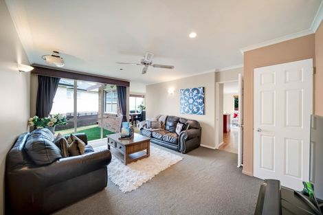 Photo of property in 1/39 Marriott Road, Pakuranga, Auckland, 2010