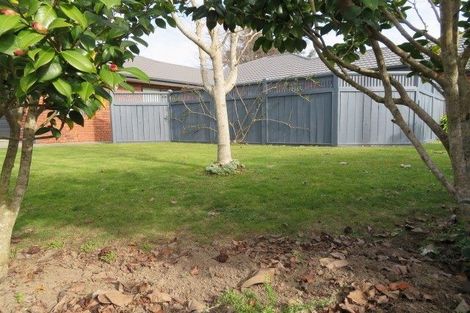 Photo of property in 12 Mana Place, Awapuni, Palmerston North, 4412