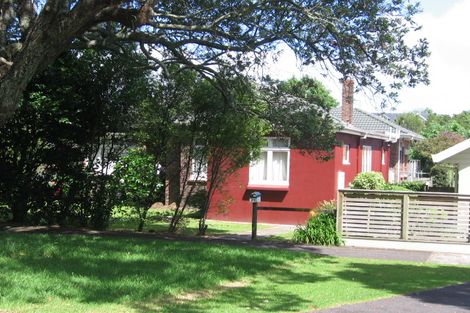 Photo of property in 31 Aratonga Avenue, Greenlane, Auckland, 1051