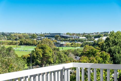 Photo of property in 8 Westmere Crescent, Westmere, Auckland, 1022