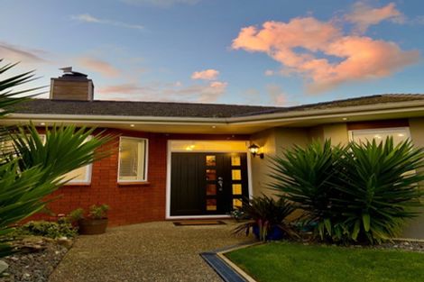 Photo of property in 15 Okarito Avenue, Levin, 5510