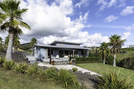 Photo of property in 16 Te Akau Drive, Russell, 0272