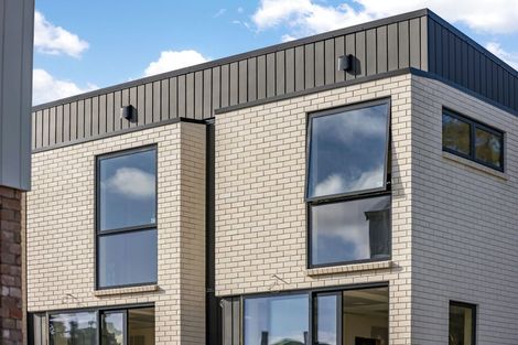 Photo of property in 2/1 Rimu Street, Naenae, Lower Hutt, 5011