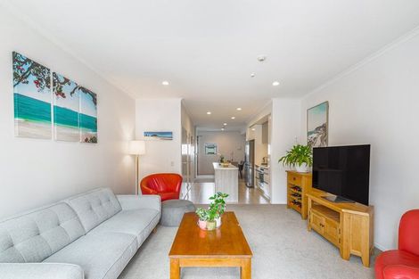 Photo of property in 17 Kanuka Road, Hobsonville, Auckland, 0616