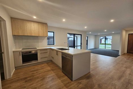 Photo of property in 7 Larissa Road, Halswell, Christchurch, 8025