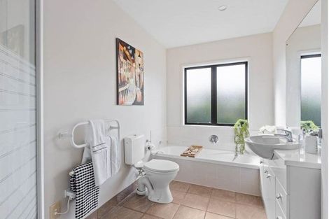 Photo of property in 57a Glencoe Road, Browns Bay, Auckland, 0630