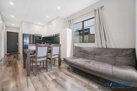 Photo of property in 35 Tumu Road, Papakura, 2110