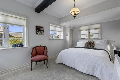 Photo of property in 16 Hinewa Road, Otumoetai, Tauranga, 3110