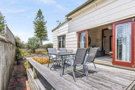 Photo of property in 120a Te Awa Avenue, Te Awa, Napier, 4110