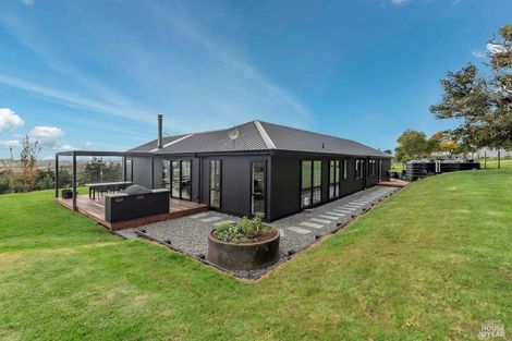 Photo of property in 6 Patty Lane, Patumahoe, 2679