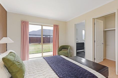 Photo of property in 11 Pewter Place, Northwood, Christchurch, 8051