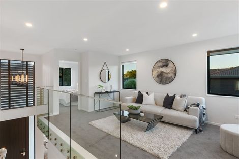 Photo of property in 35b Corunna Road, Milford, Auckland, 0620