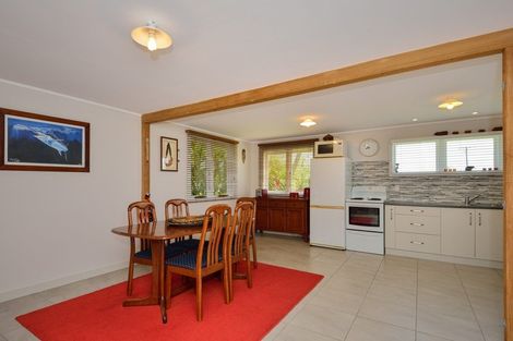 Photo of property in 75 Fortescue Street, Mahia, 4198