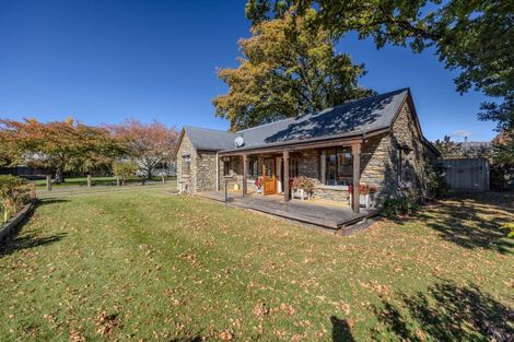 Photo of property in 7 Mclellan Place, Albert Town, Wanaka, 9305