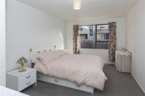 Photo of property in 1/36 Laing Crescent, Heathcote Valley, Christchurch, 8022