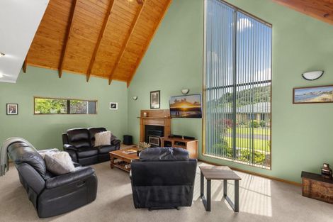 Photo of property in 8 Mark Williams Place, Clevedon, Papakura, 2582