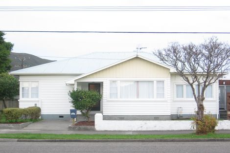 Photo of property in 26 Porutu Street, Fairfield, Lower Hutt, 5011