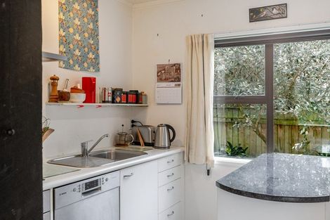 Photo of property in 12 Ara Kuaka, Waikanae Beach, Waikanae, 5036