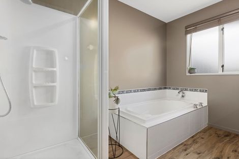 Photo of property in 7a Sequoia Place, Parklands, Christchurch, 8083