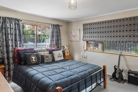 Photo of property in 6 Pinaster Place, Parklands, Christchurch, 8083