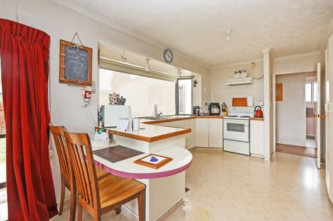 Photo of property in 308 Fenwick Street, Mayfair, Hastings, 4122