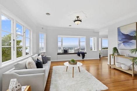 Photo of property in 14 Highbury Crescent, Highbury, Wellington, 6012