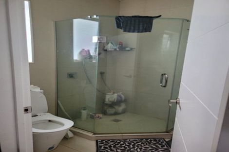 Photo of property in 48a Nikau Street, New Lynn, Auckland, 0600