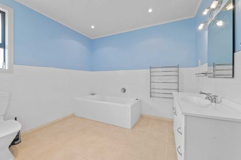 Photo of property in 10 Hobson Street, Normanby, Hawera, 4614