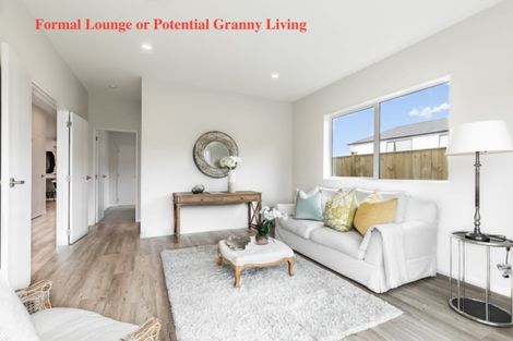 Photo of property in 69 Nobilo Road, Kumeu, 0810