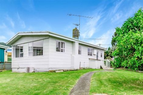 Photo of property in 31 Moana Road, Paraparaumu, 5032