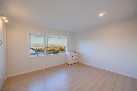 Photo of property in 1/62 Kowhai Road, Campbells Bay, Auckland, 0630