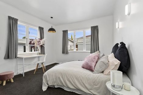 Photo of property in 96b Waiwhetu Road, Waterloo, Lower Hutt, 5011