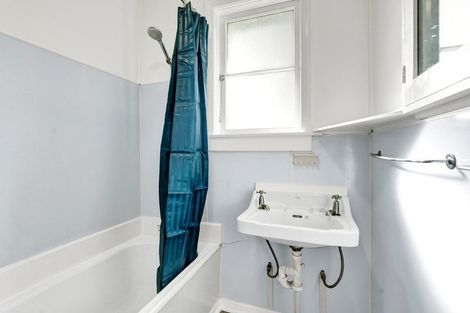 Photo of property in 85 Whitcombe Road, Opunake, 4616