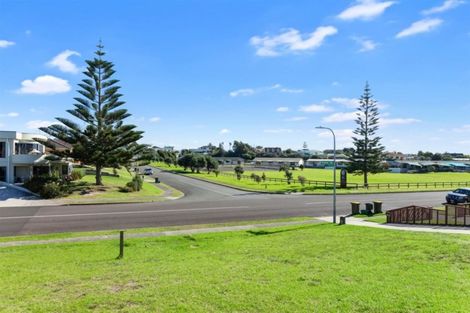 Photo of property in 26 Ocean View Road, Coastlands, Whakatane, 3120