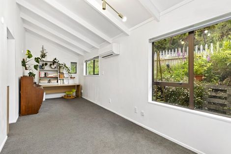 Photo of property in 63 Elmslie Road, Pinehaven, Upper Hutt, 5019
